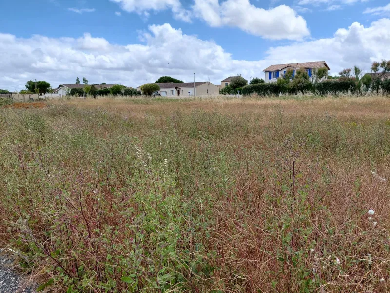 Terrain à bâtir à Saint-Nazaire-sur-Charente
