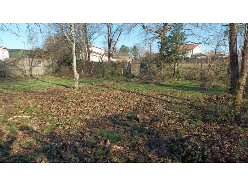 Terrain à bâtir à Lanton