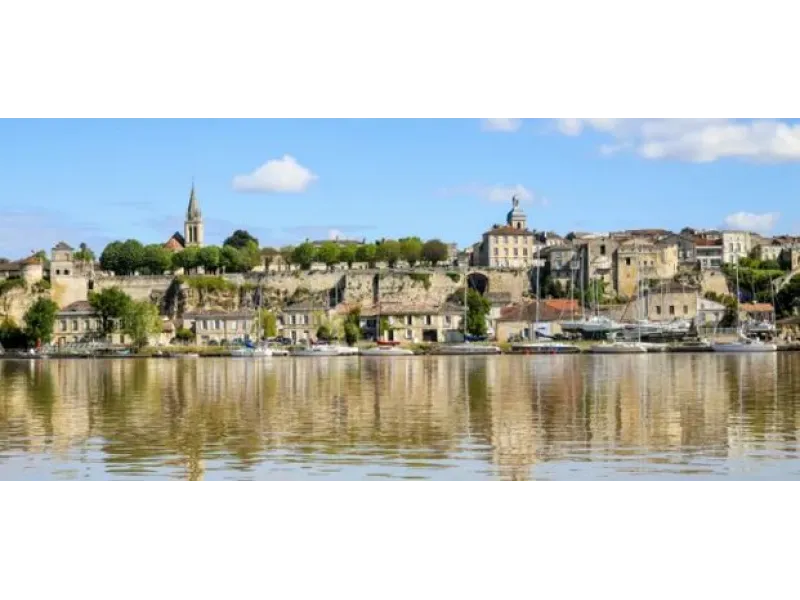 Terrain à bâtir à Saint-Laurent-Médoc