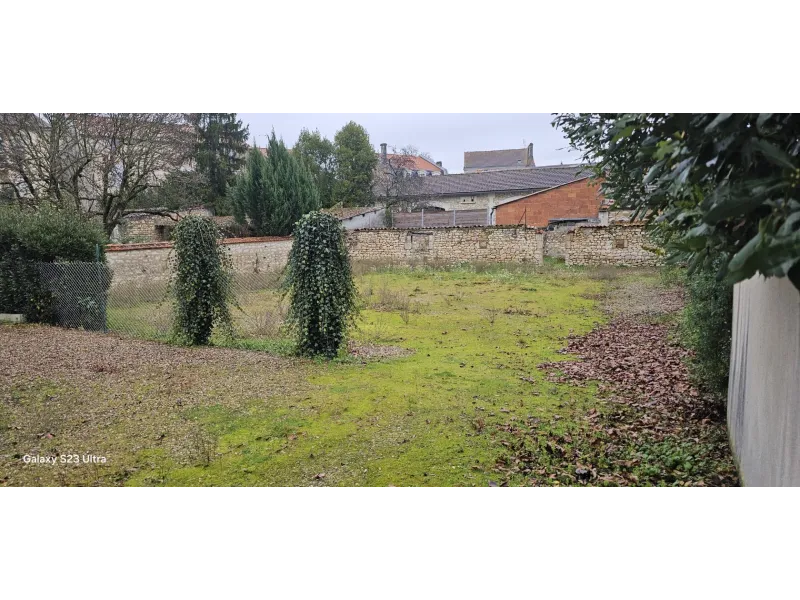 Terrain à bâtir à La Rochefoucauld