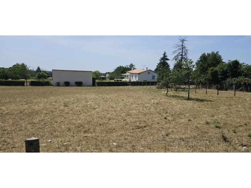 Terrain à bâtir à Brie