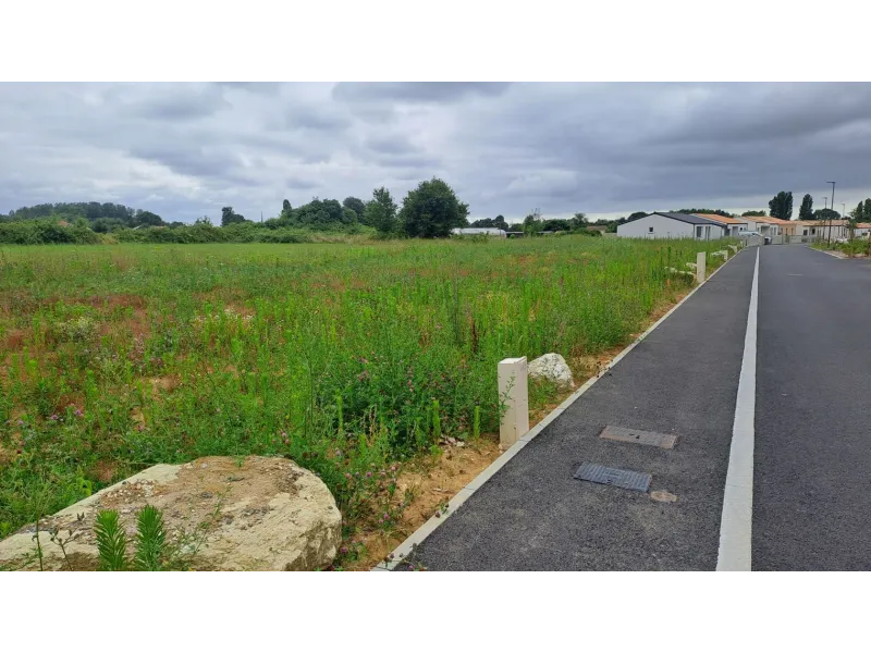 Terrain à bâtir à Tonnay-Charente