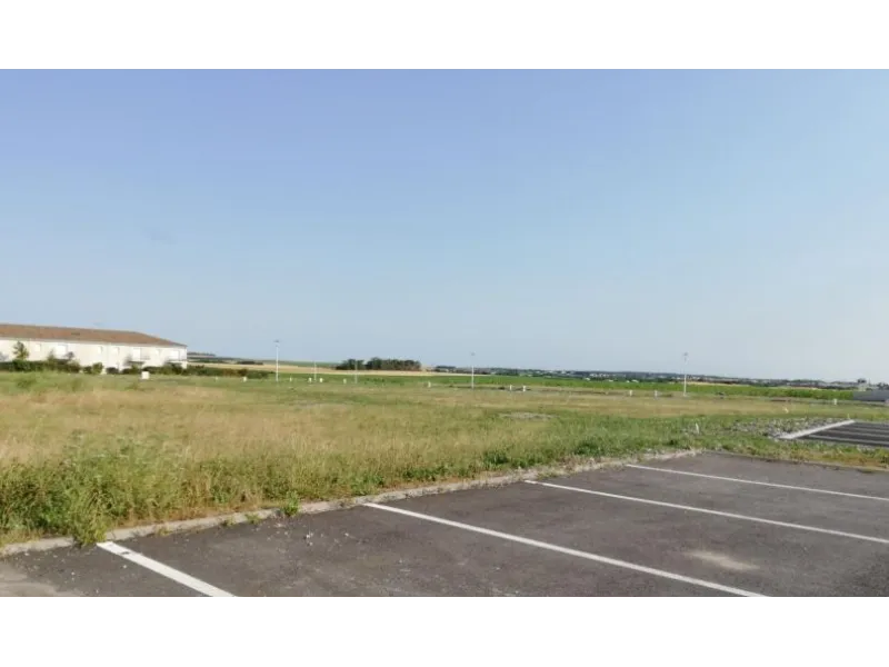 Terrain à bâtir à Médis