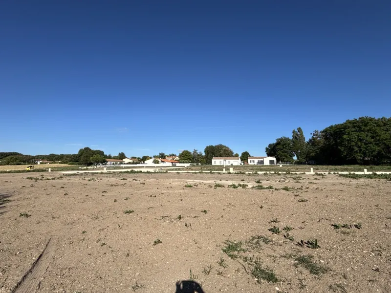 Terrain à bâtir à Grézac