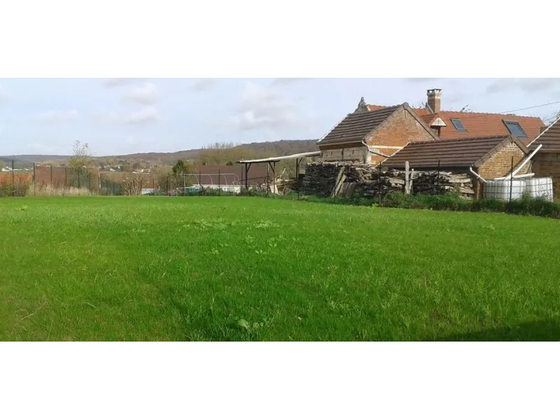Terrain à bâtir à Vandélicourt