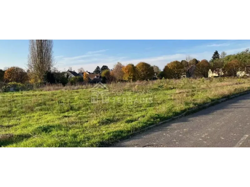 Terrain à bâtir à Marines