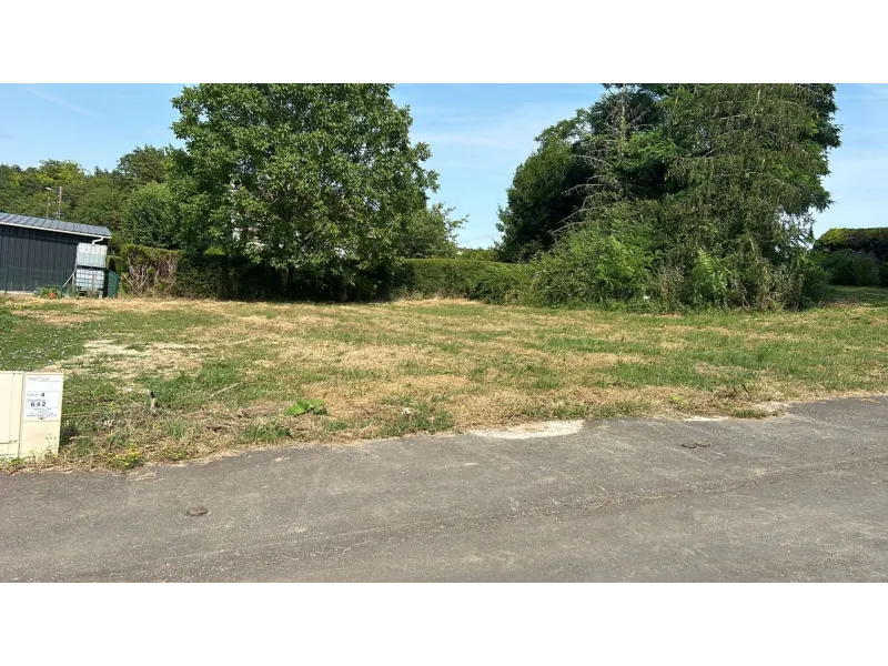 Terrain à bâtir à Véretz