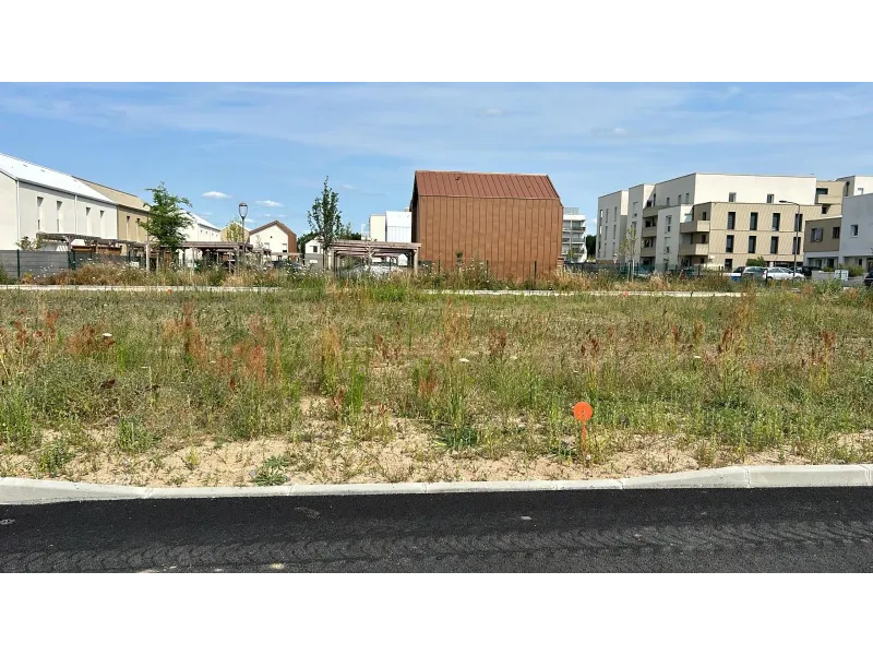 Terrain à bâtir à Montlouis-sur-Loire