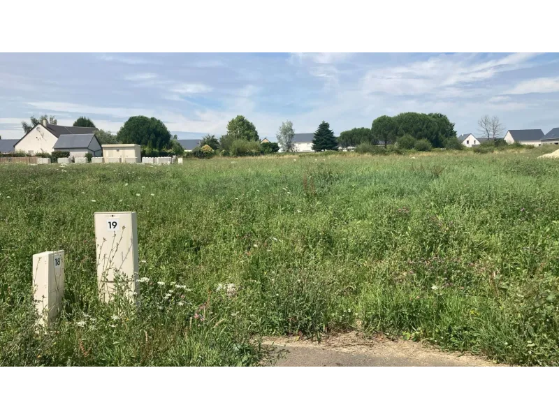 Terrain à bâtir à Notre-Dame-d'Oé