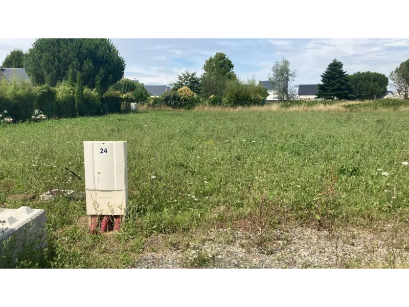 Terrain à bâtir à Notre-Dame-d'Oé