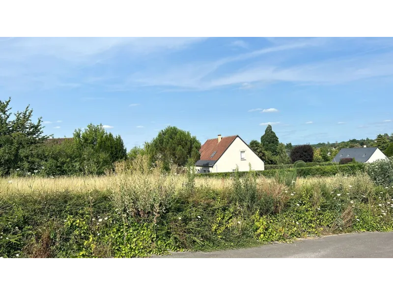 Terrain à bâtir à Azay-sur-Cher