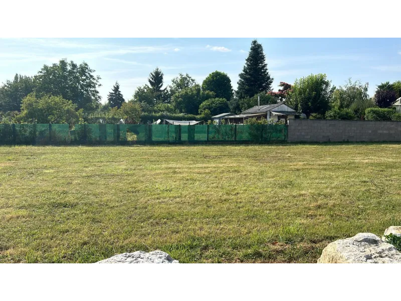Terrain à bâtir à La Croix-en-Touraine