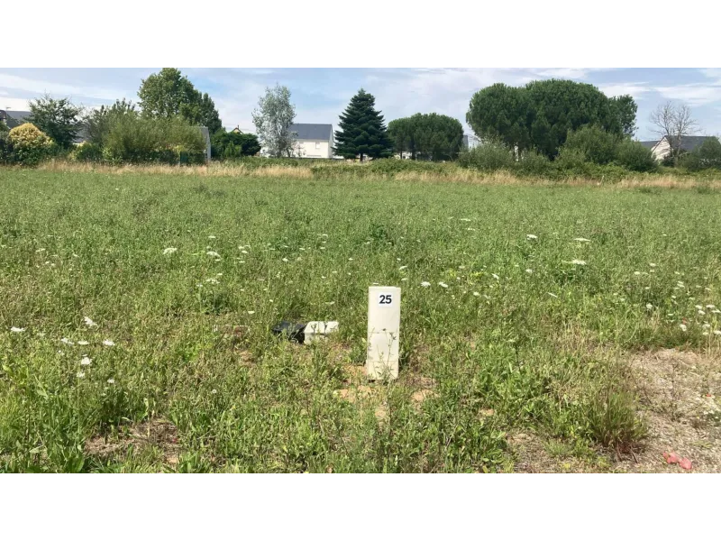 Terrain à bâtir à Notre-Dame-d'Oé
