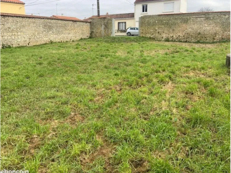 Terrain à bâtir à Luçon