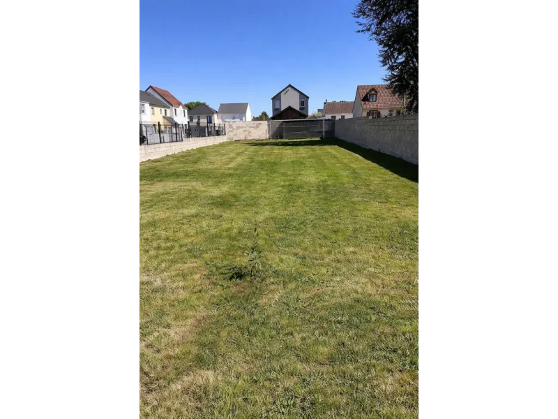 Terrain à bâtir à Vaux-le-Pénil