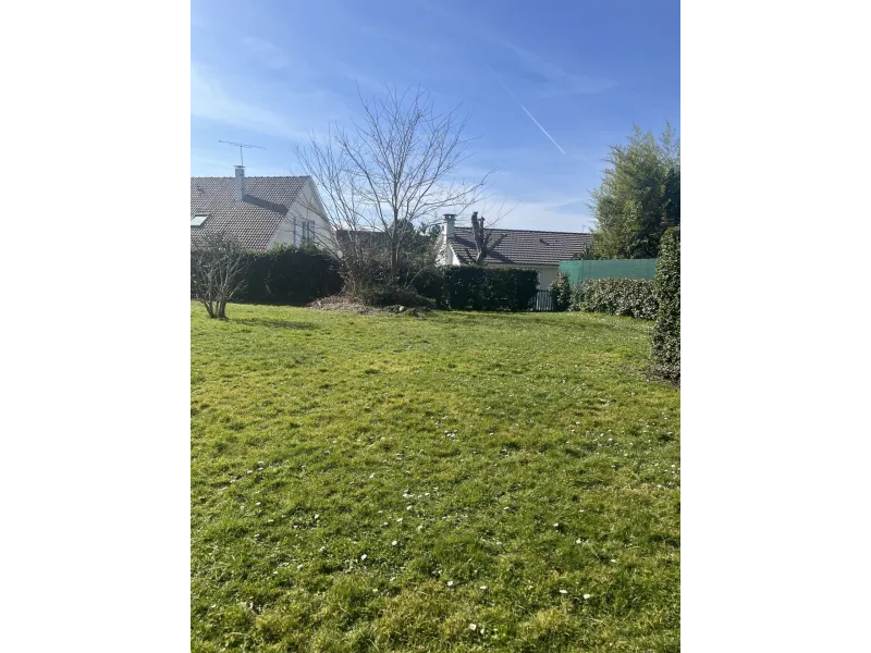 Terrain à bâtir à Marolles-en-Hurepoix