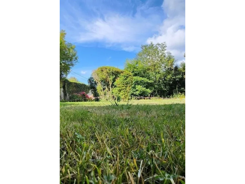 Terrain à bâtir à Grisy-Suisnes