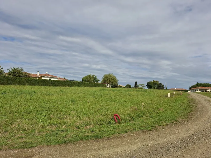 Terrain à bâtir à Bats