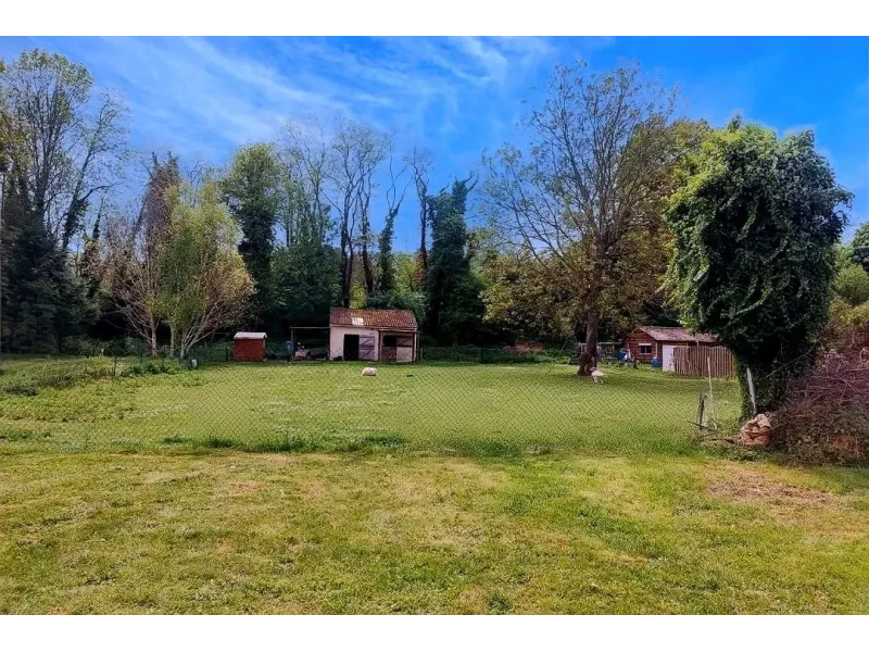 Terrain à bâtir à Étampes
