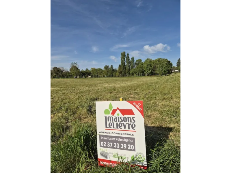 Terrain à bâtir à Pierres