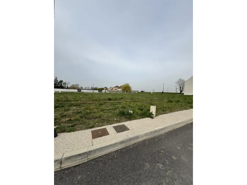 Terrain à bâtir à Chalifert