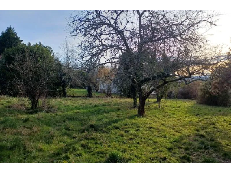 Terrain à bâtir à Thiers