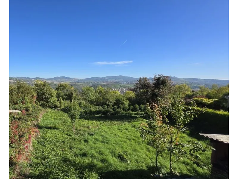 Terrain à bâtir à Corent