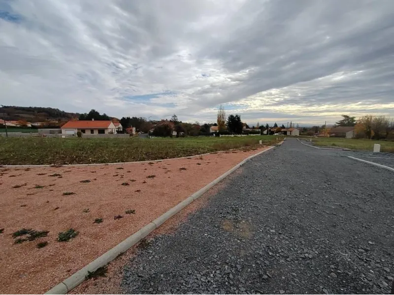 Terrain à bâtir à Artonne