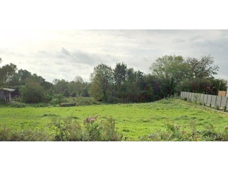 Terrain à bâtir à Cambernon