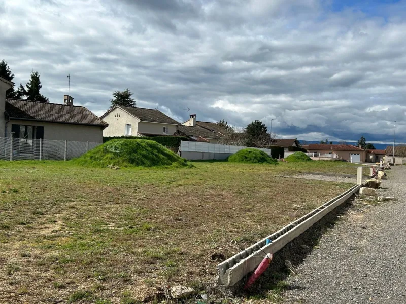 Terrain à bâtir à Andrézieux-Bouthéon