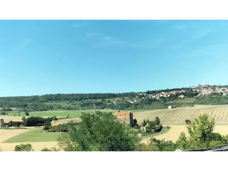 Terrain à bâtir à Saint-Germain-Lembron