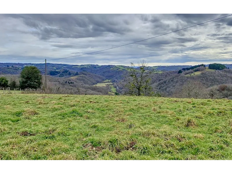 Terrain à bâtir à Albignac
