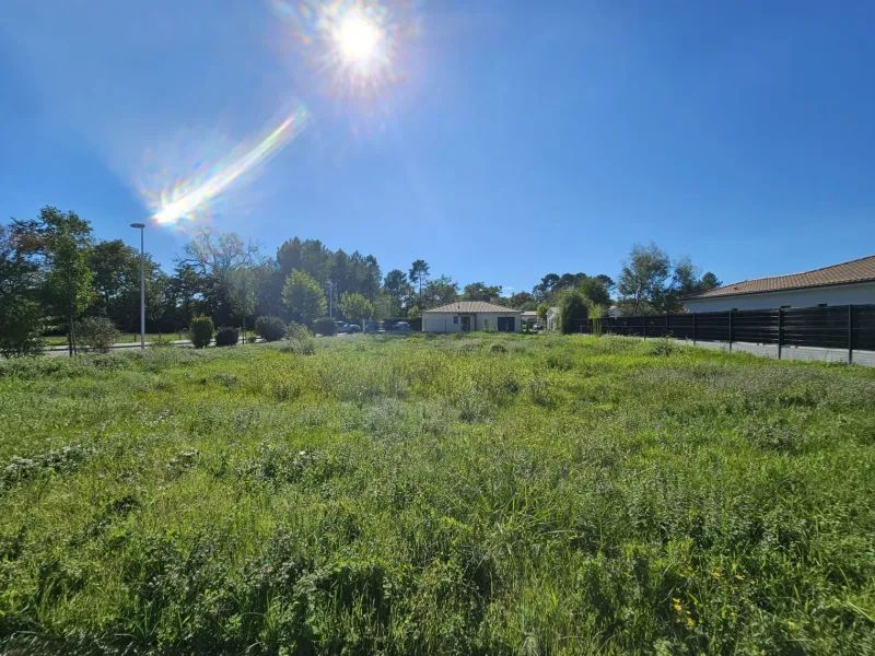 Terrain à bâtir à Camblanes-et-Meynac