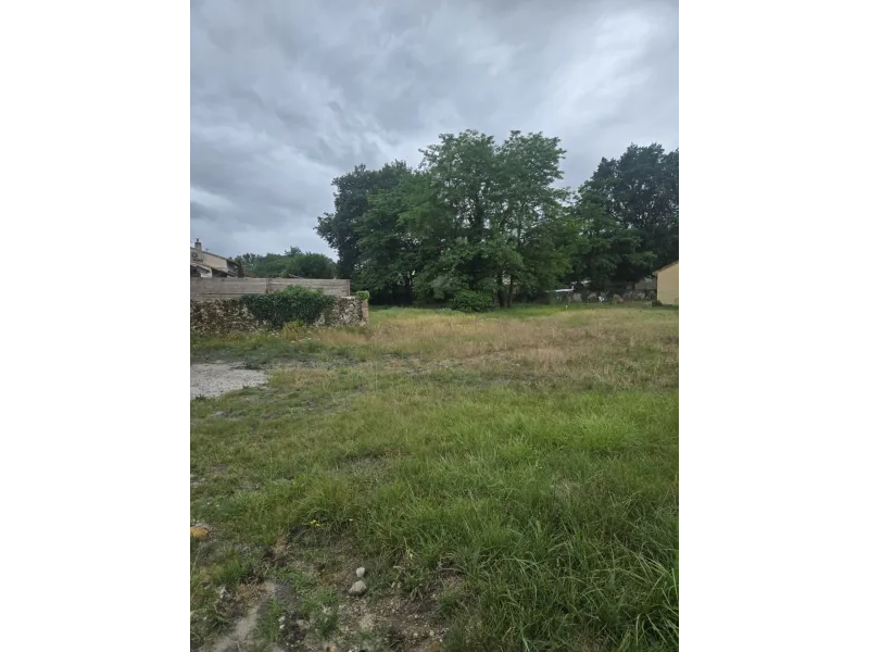 Terrain à bâtir à Landiras