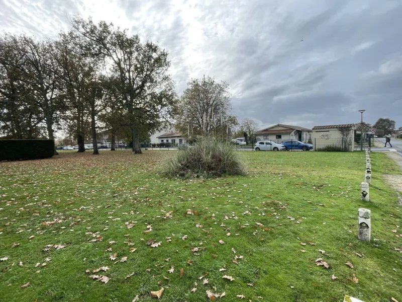Terrain à bâtir à Hourtin