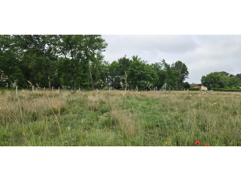 Terrain à bâtir à Parentis-en-Born