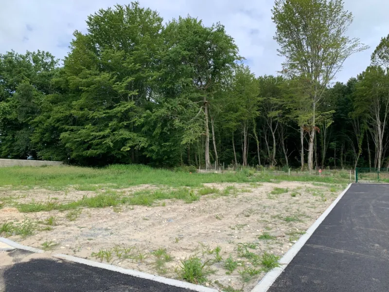 Terrain à bâtir à Saint-Aubin-de-Médoc