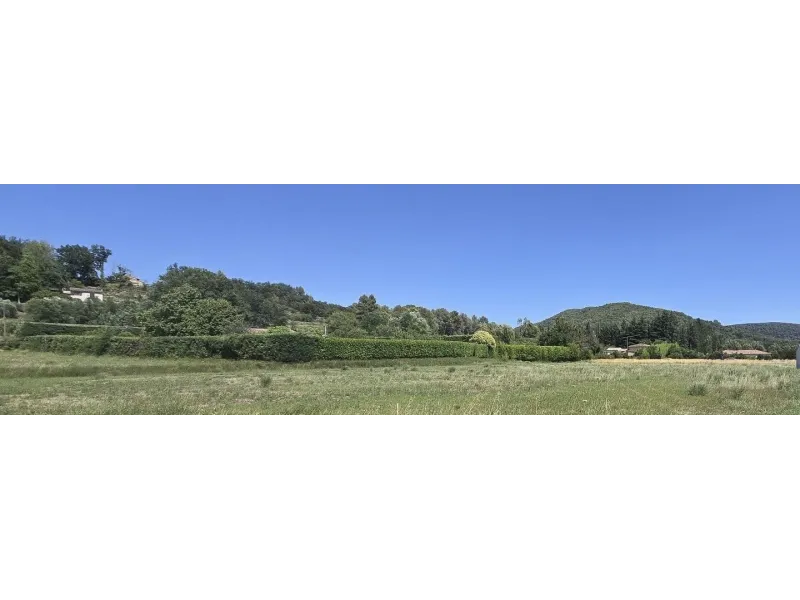 Terrain à bâtir à Salernes