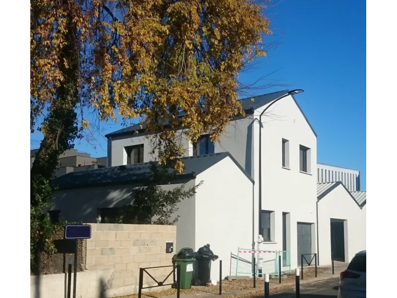 Maison neuve à Saint-Jean-d'Illac