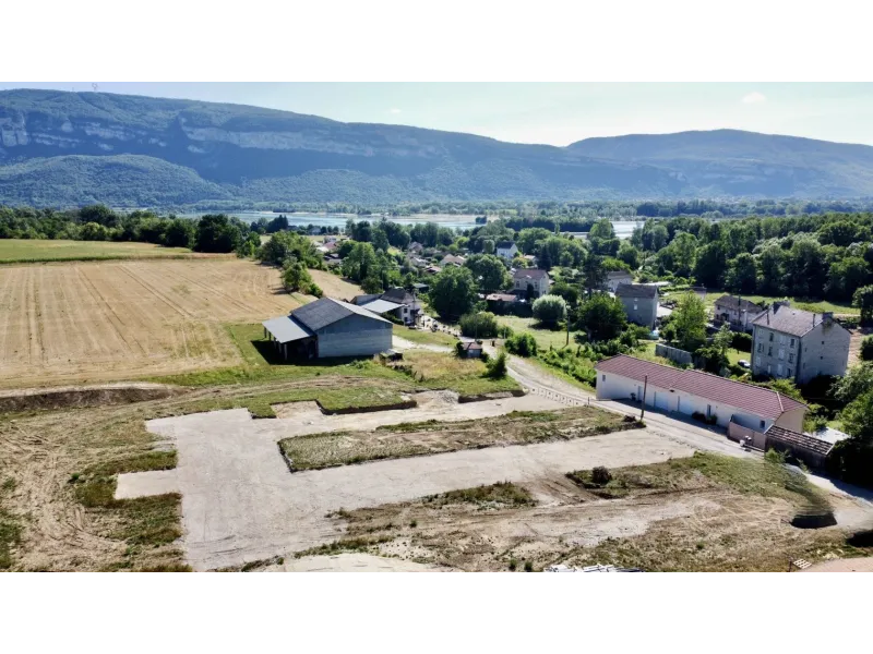Terrain à bâtir à Montalieu-Vercieu