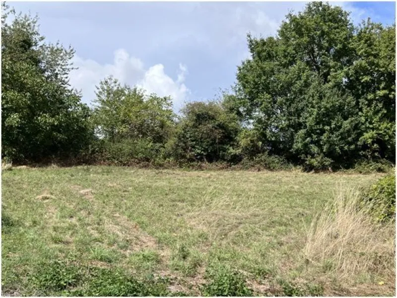 Terrain à bâtir à Bernac