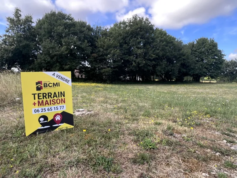 Terrain à bâtir à Nanteuil-en-Vallée