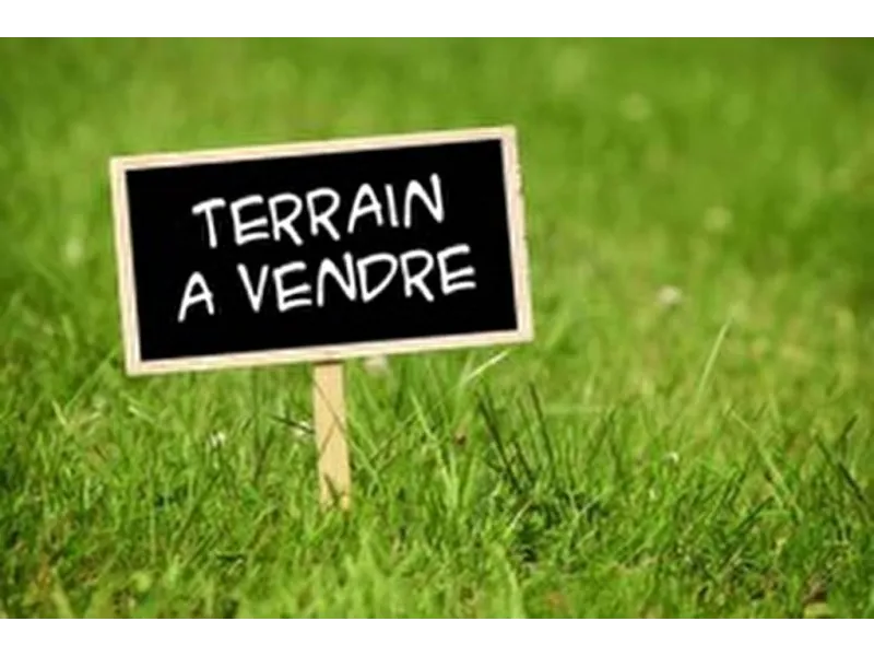 Terrain à bâtir à Saint-Maurice-Thizouaille