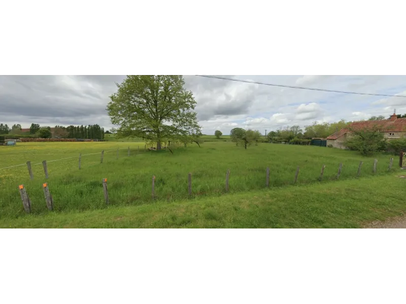 Terrain à bâtir à Courcelles-lès-Semur