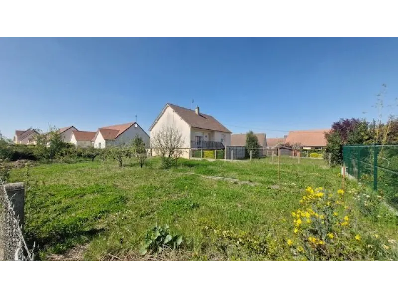 Terrain à bâtir à Châteaudun