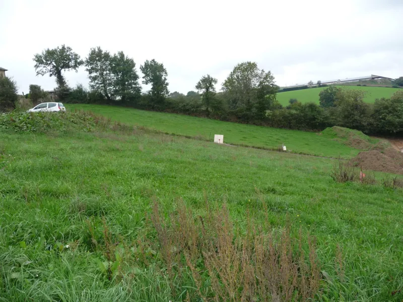 Terrain à bâtir à Boussac