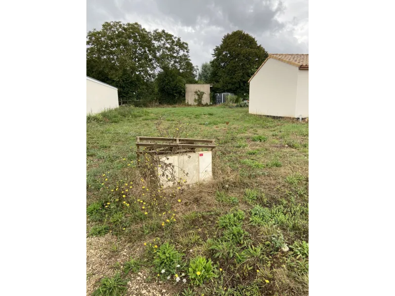 Terrain à bâtir à Celles-sur-Belle