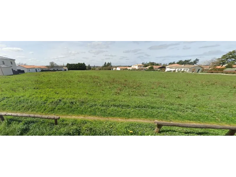 Terrain à bâtir à Smarves