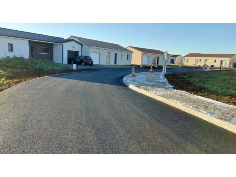 Terrain à bâtir à Vouillé