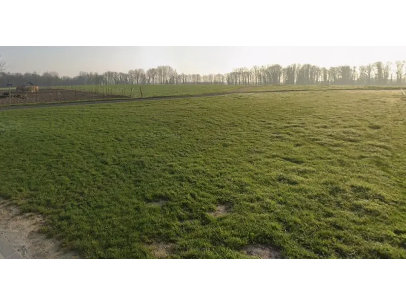 Terrain à bâtir à Époye